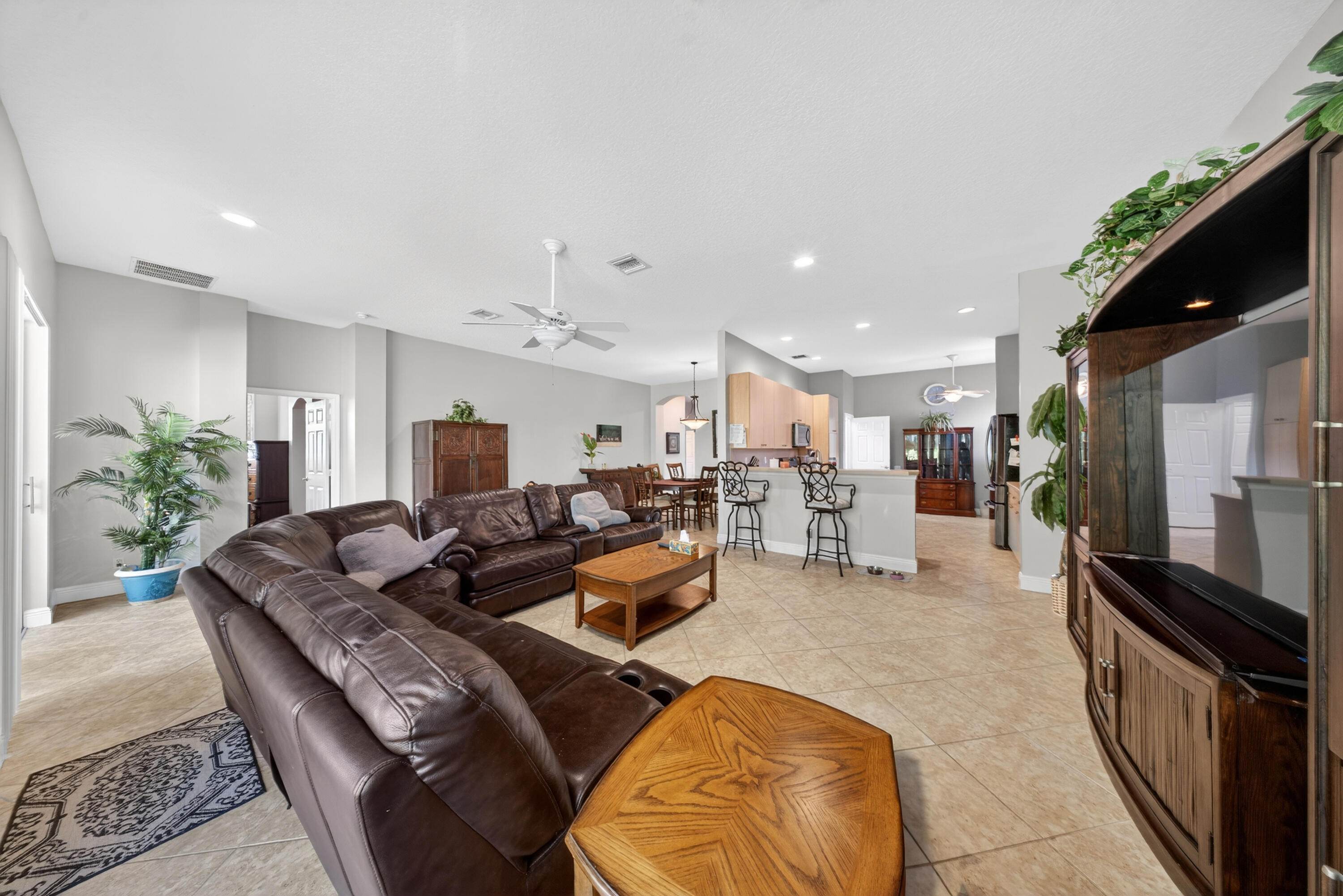 CASCADES AT ST. LUCIE WEST - Residential