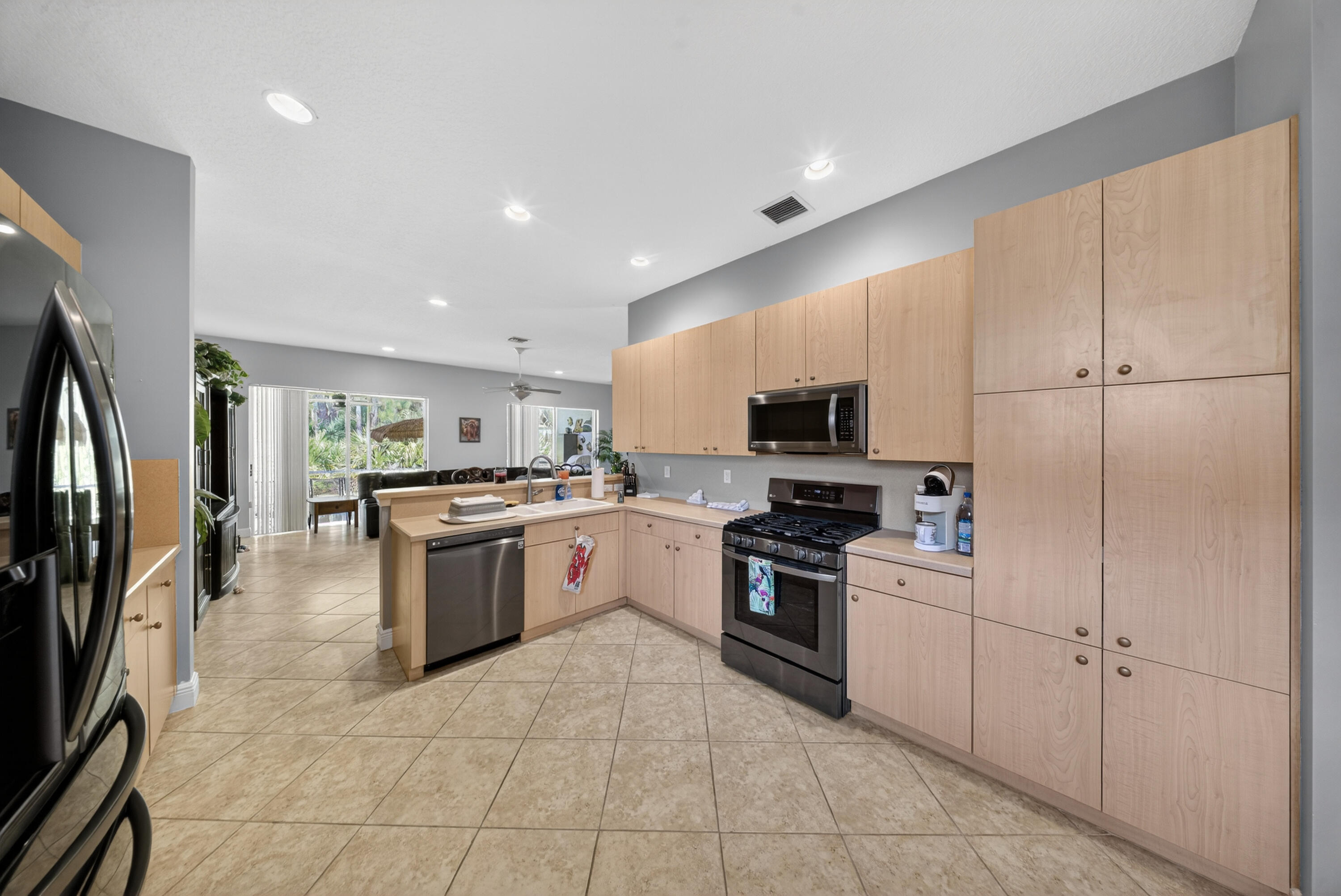 CASCADES AT ST. LUCIE WEST - Residential