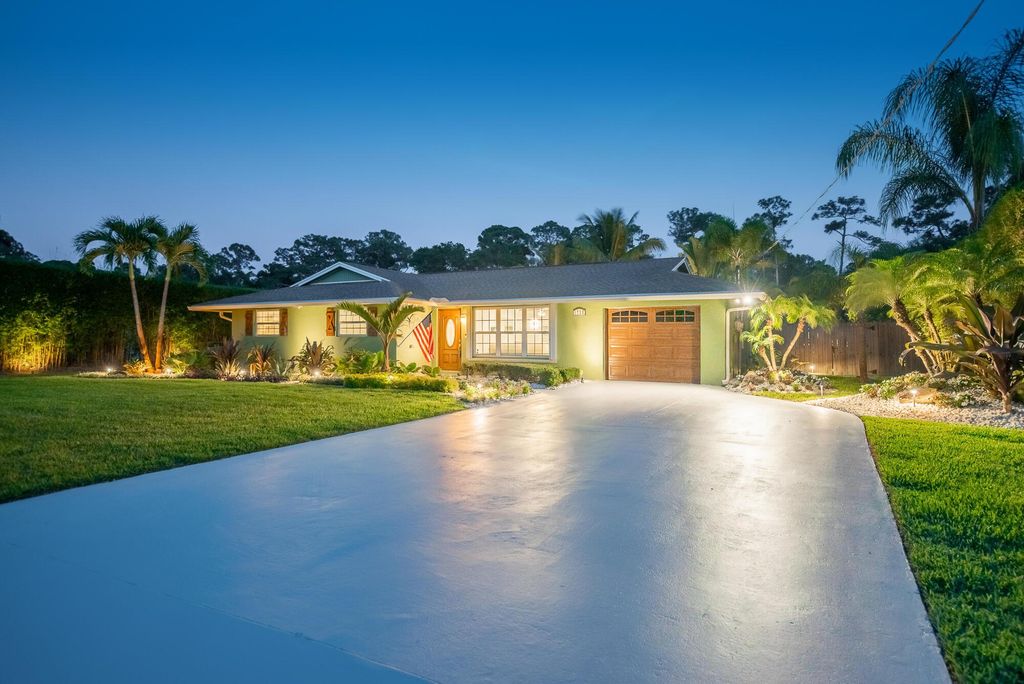 Photo of 1738 SW Buckskin Trail, Stuart, FL 34997 (MLS # R11001245)