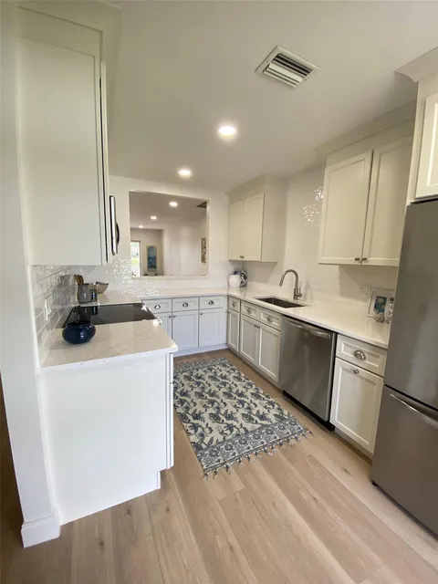 8733 Belle Aire Dr Unit 234, Boca Raton, FL MLS: F10503538