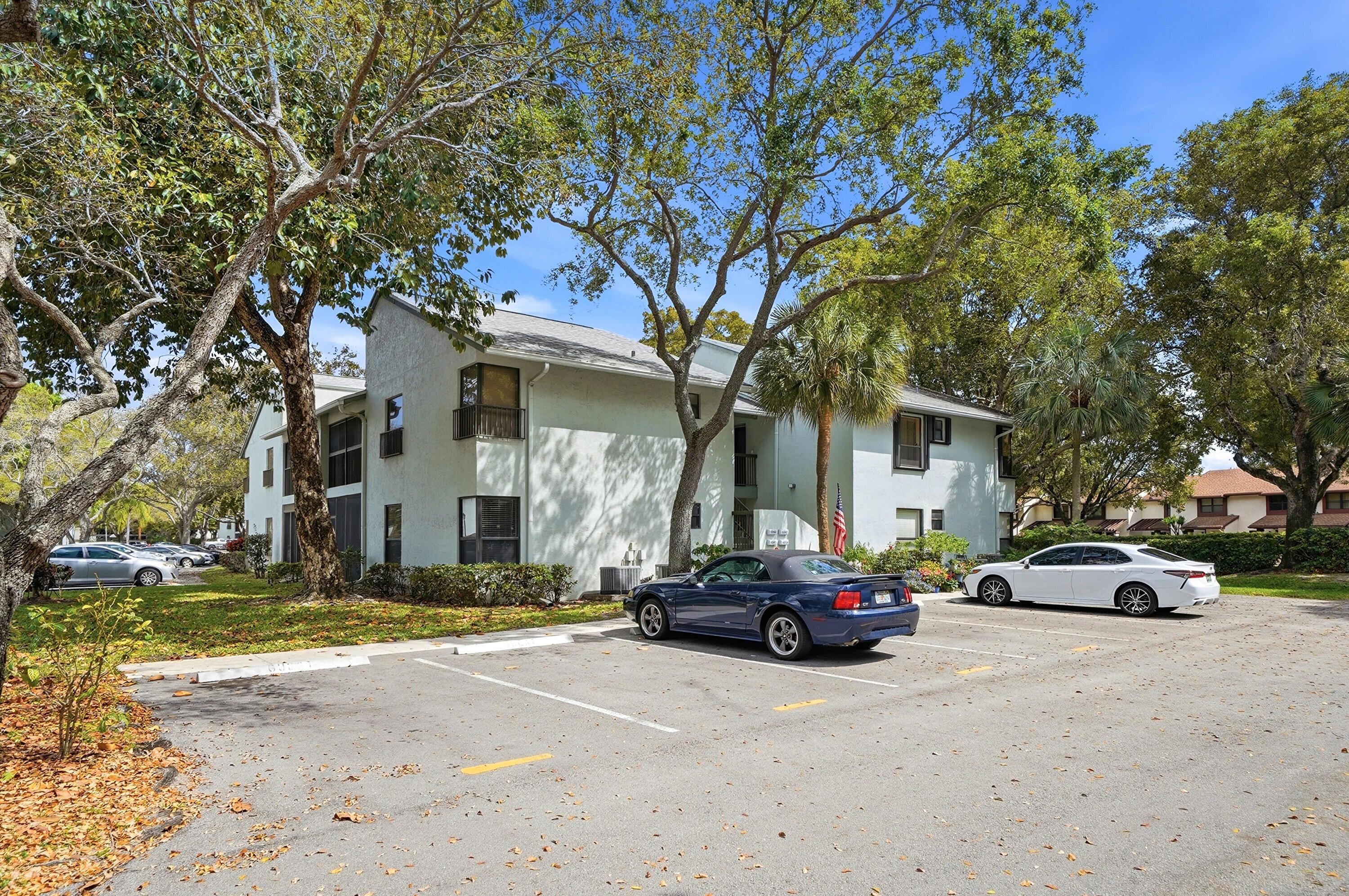 4045 Carambola Circle N 2928