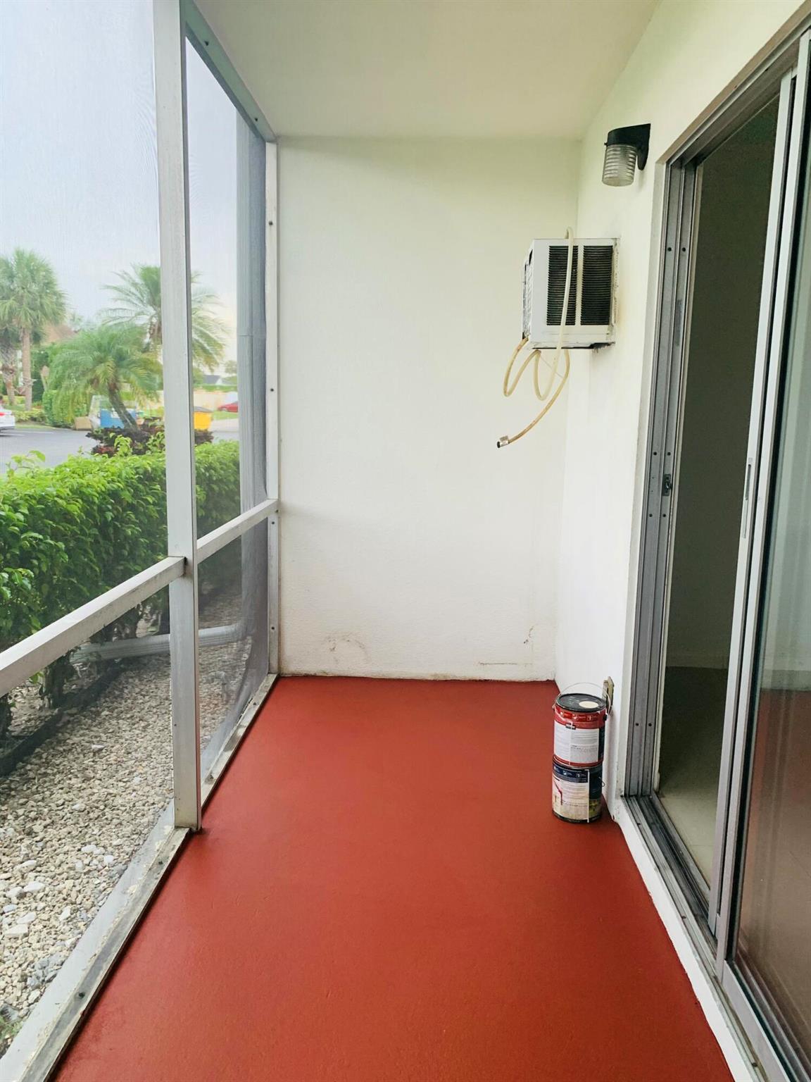 SUFFOLK AT CENTURY VILLAG - Residential Lease