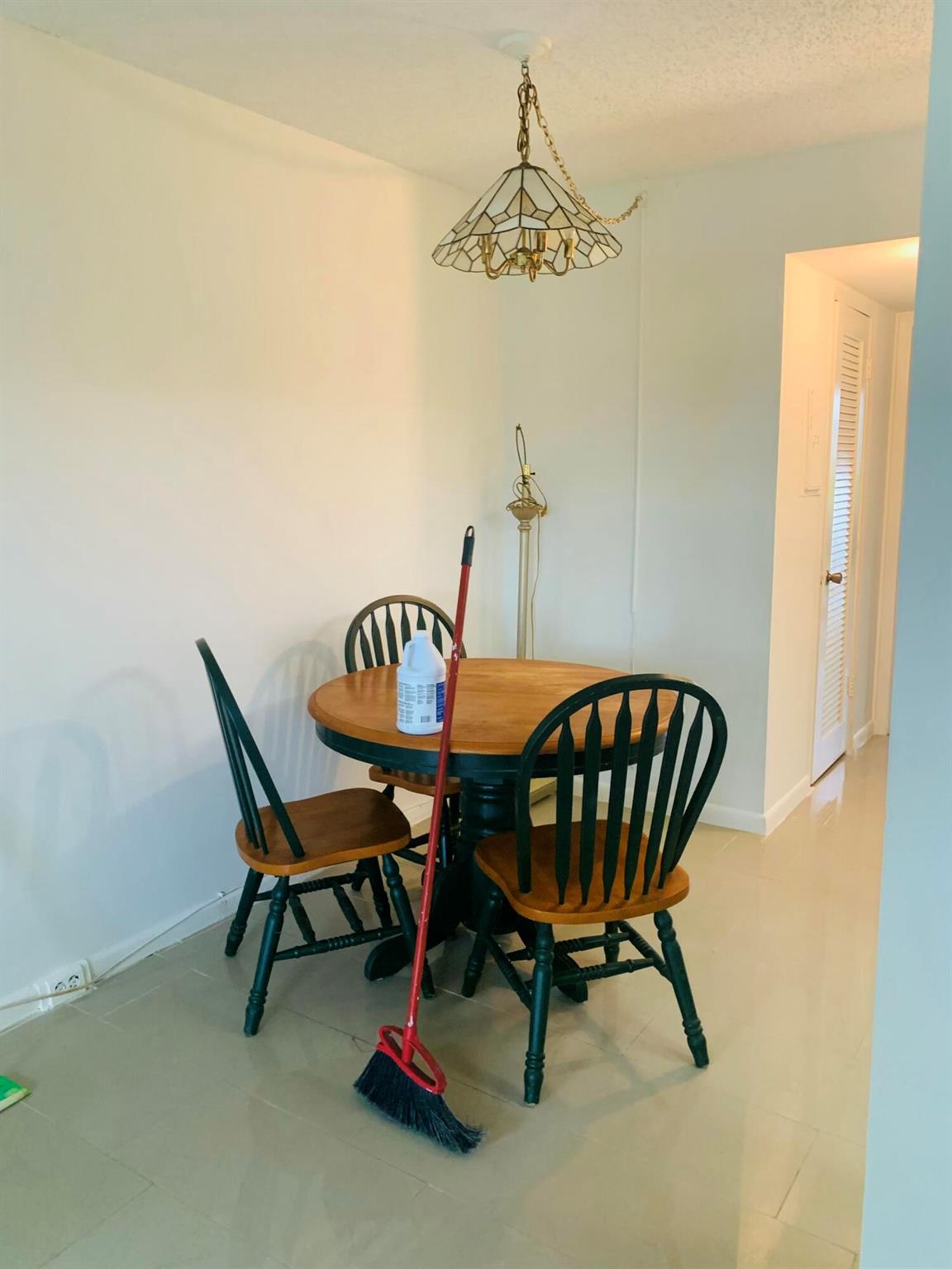 SUFFOLK AT CENTURY VILLAG - Residential Lease