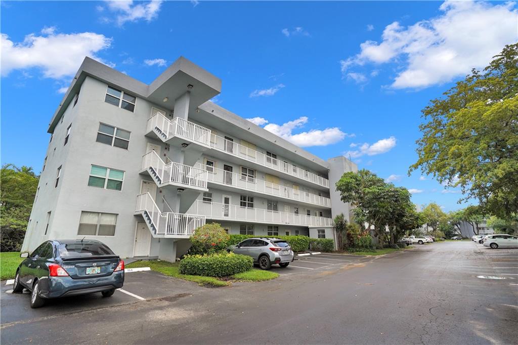 ROYAL PARK CONDOMINIUMS - Residential