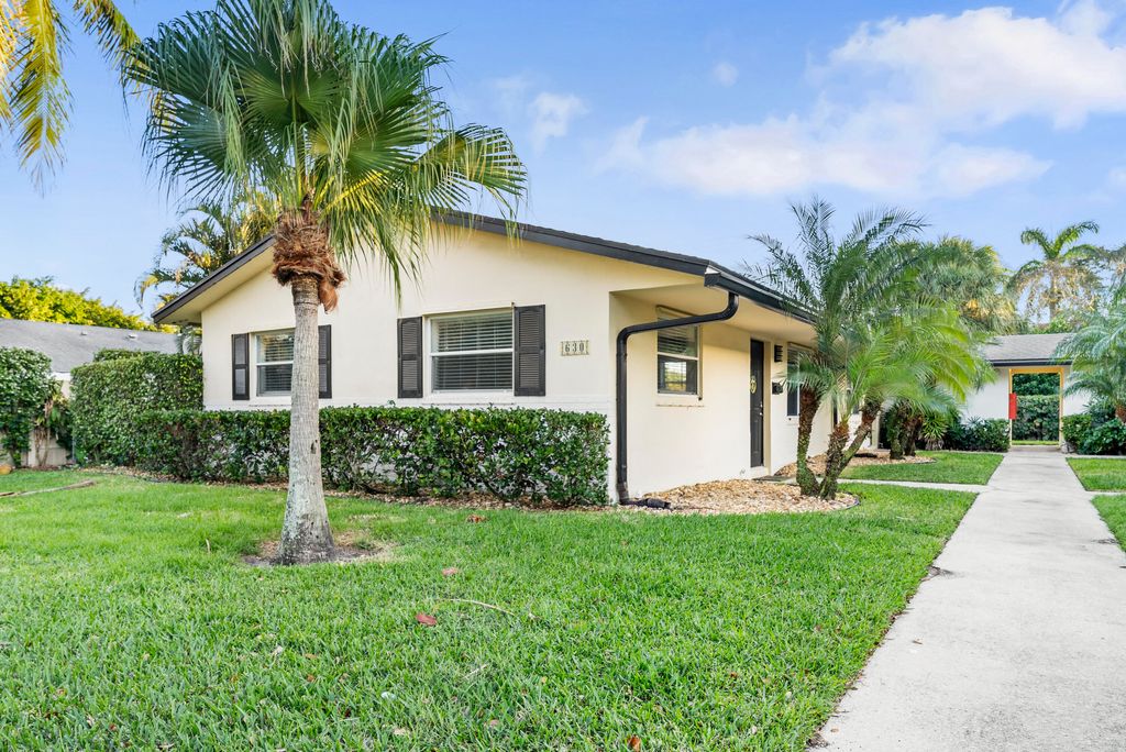 Photo of 630 Allen Avenue #B, Delray Beach, FL 33483 (MLS # R11166974)