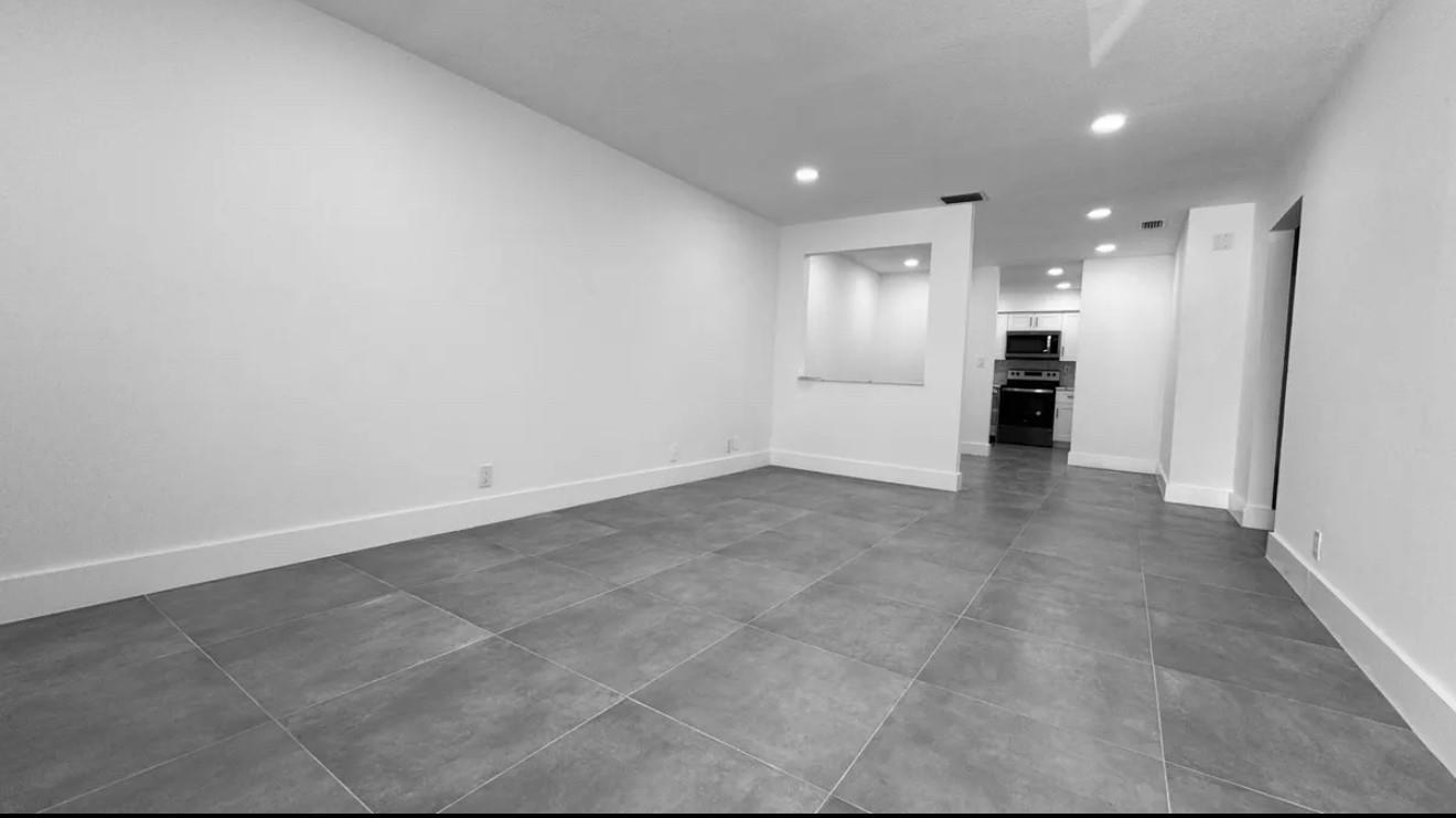 1470 NW 22nd Ct 2