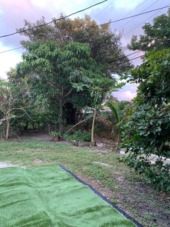 ACREHOME PARK SECOND ADD - Residential Lease