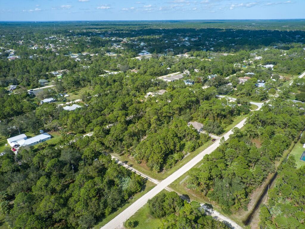 VERO LAKE ESTATES UNIT G - Land