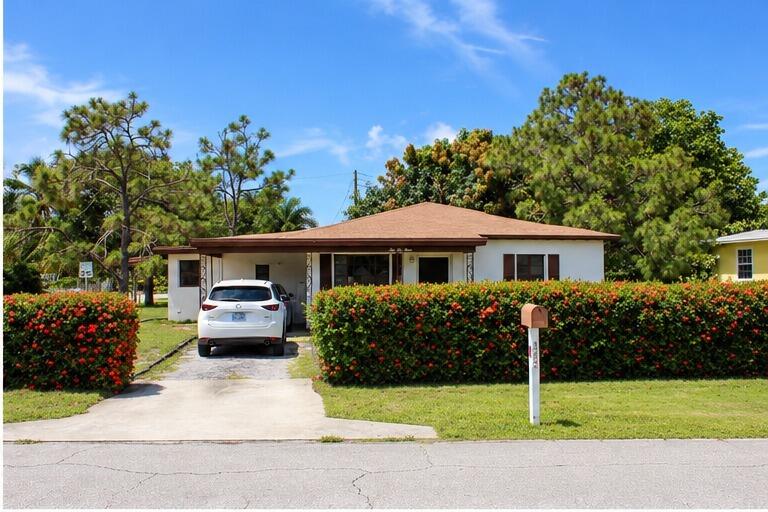 Photo of 263 NE 16TH ST, Delray Beach, FL 33444 (MLS # B26089284)