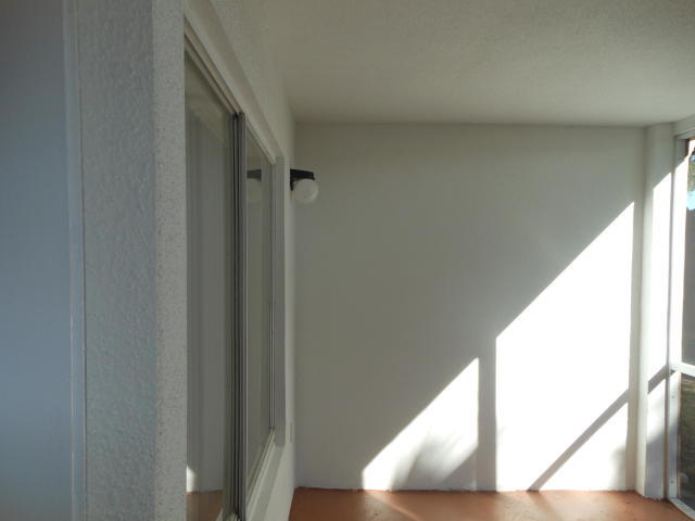 CASABLANCA ISLES CONDOMINIUM - Residential Lease