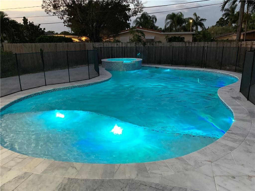 LLOYD ESTATES ADD CORR PL - Residential