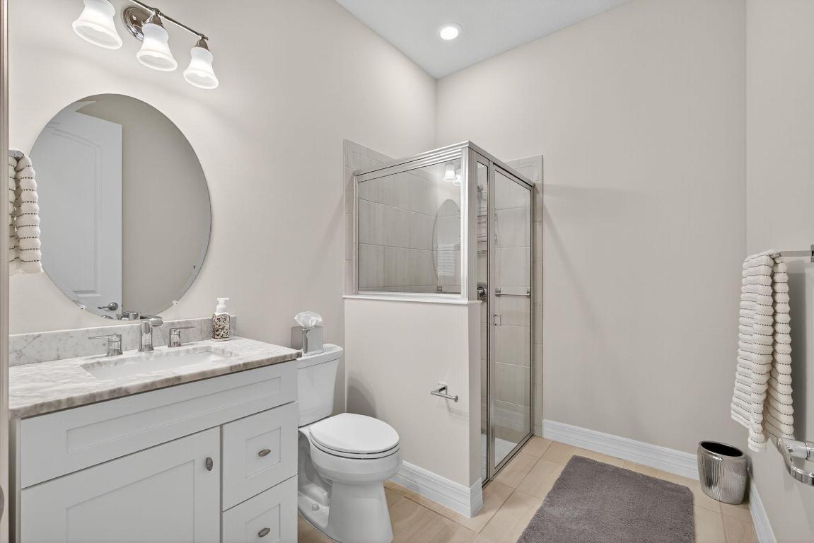 ANCIENT TREE - Residential