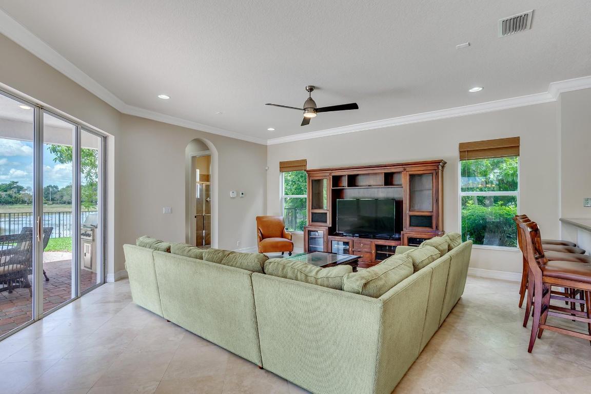 WELLINGTON VIEW - Residential