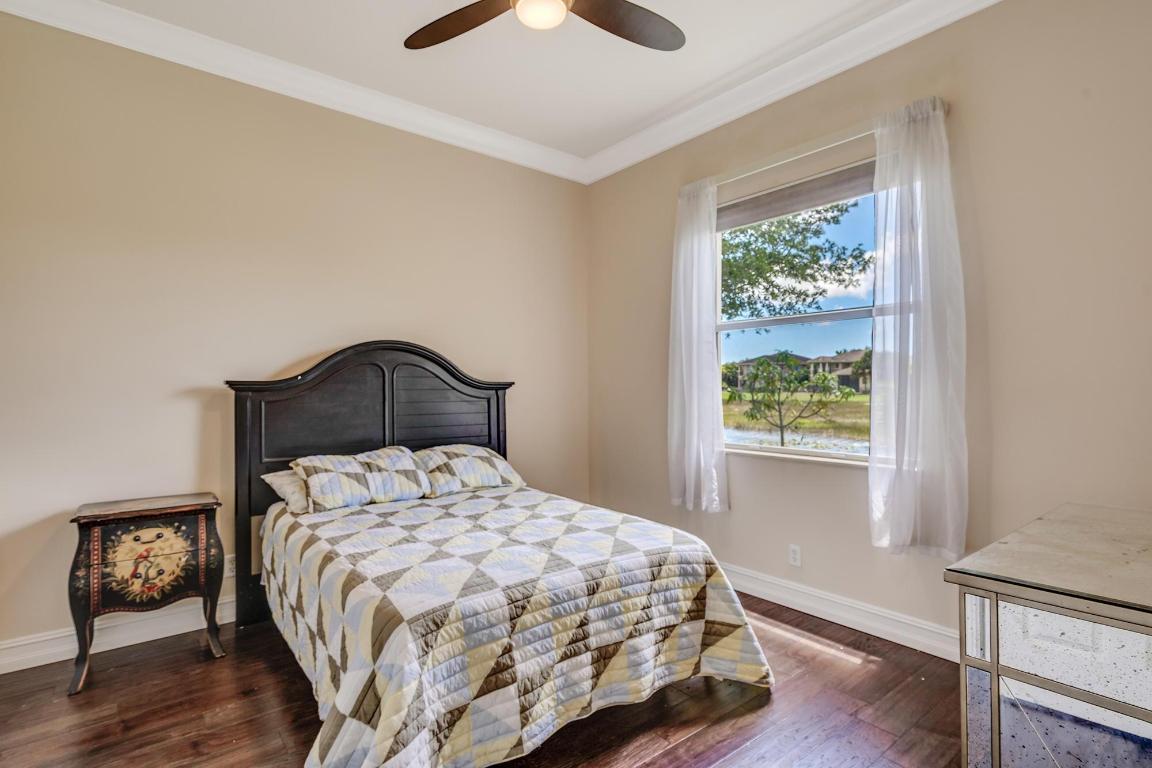 WELLINGTON VIEW - Residential