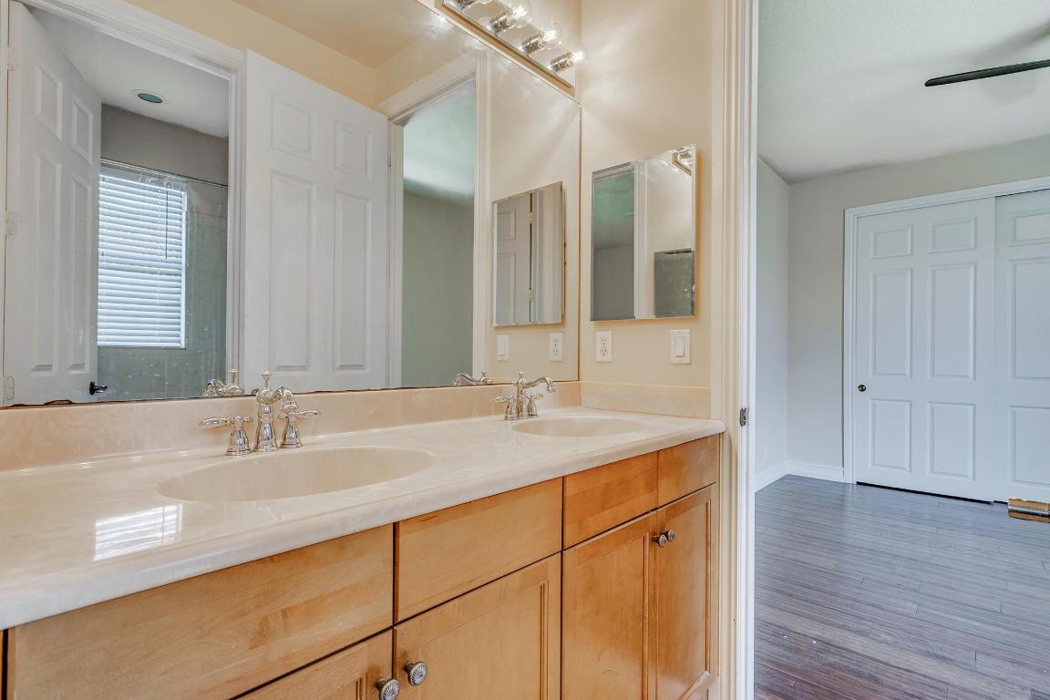 WELLINGTON VIEW - Residential