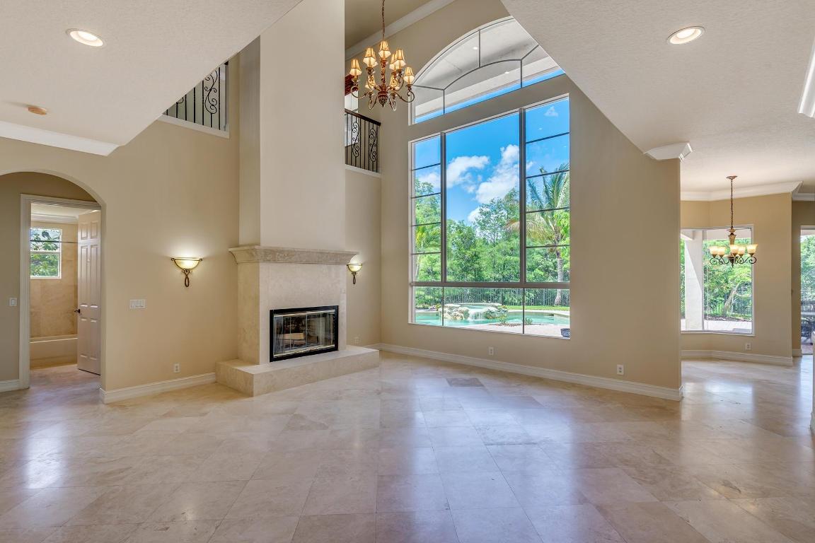 WELLINGTON VIEW - Residential