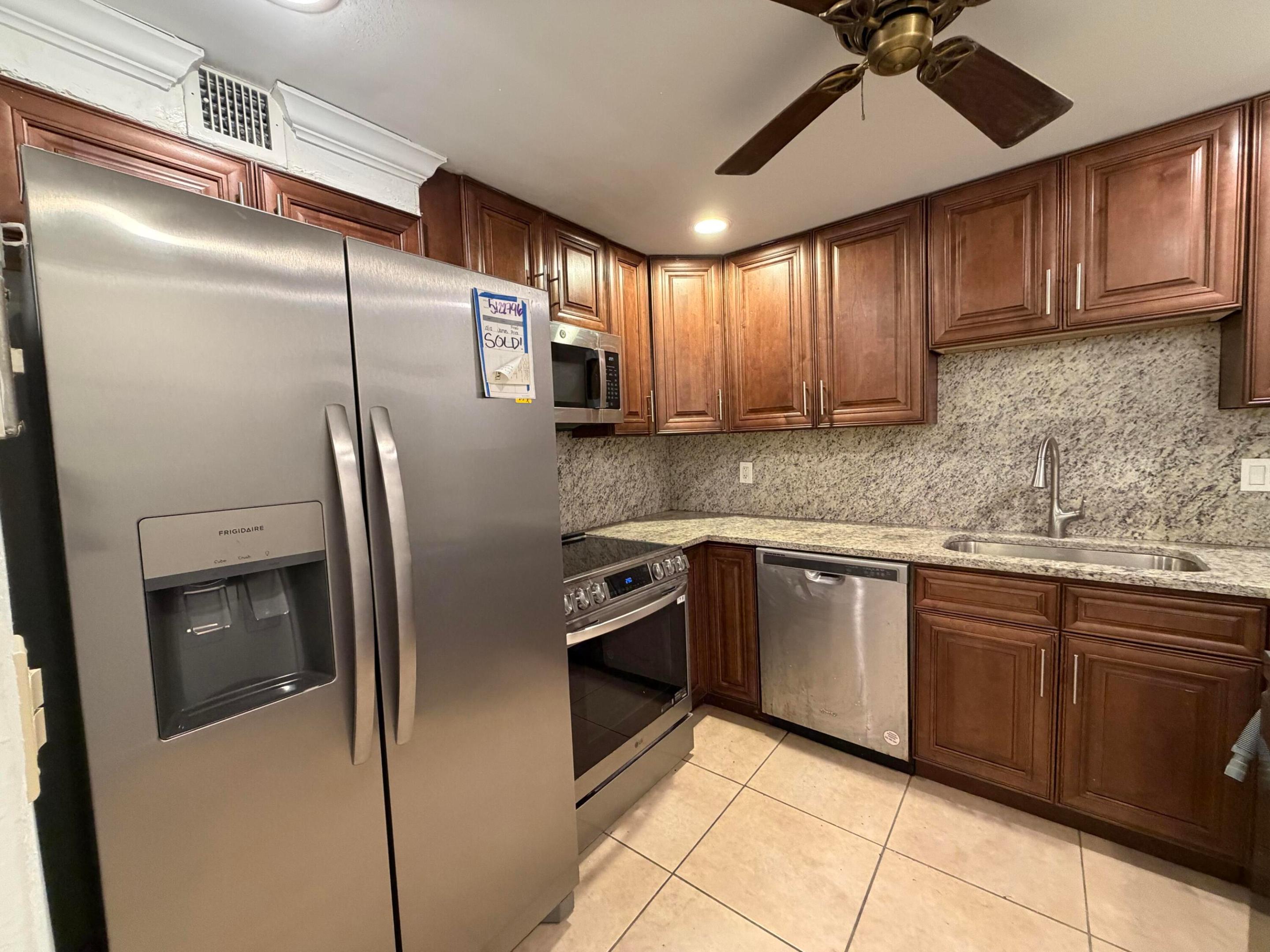 SPANISH OAKS CONDO - Residential