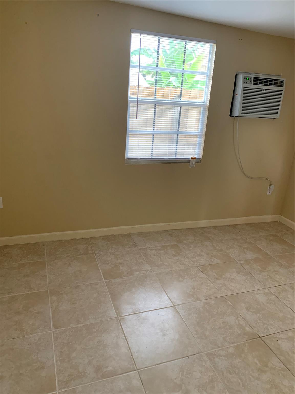RICH HEIGHTS - Residential Lease