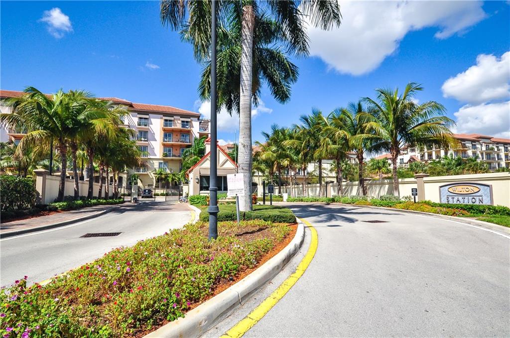 WILTON STATION - Residential