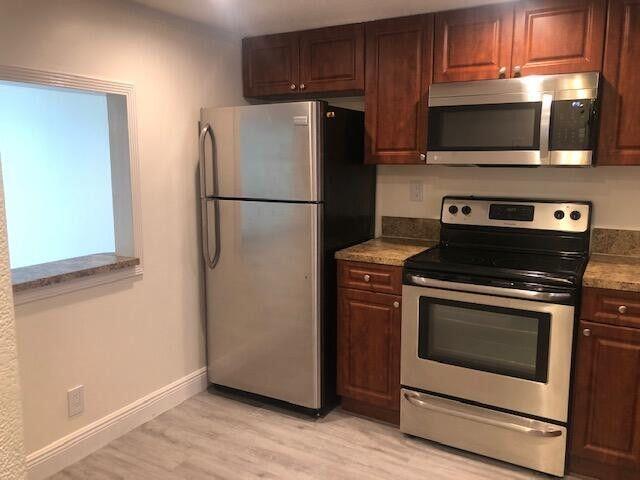 9235 SW 8th Street 403