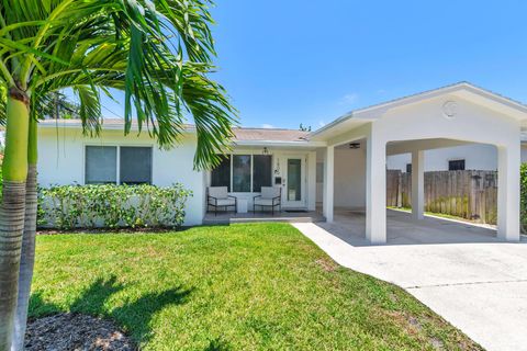 A home in Lake Worth Beach