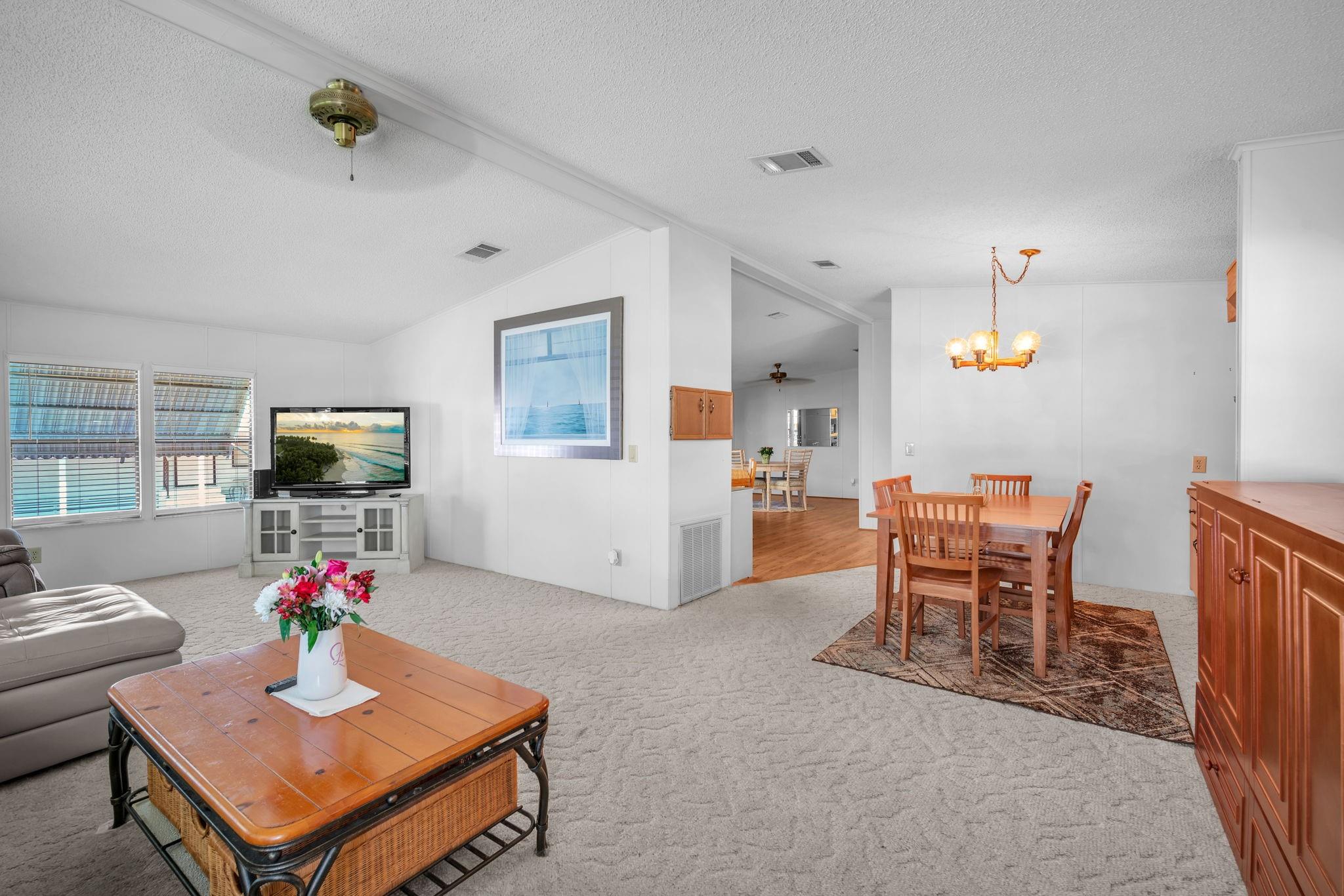 Pinelake Gardens & Estates - Residential