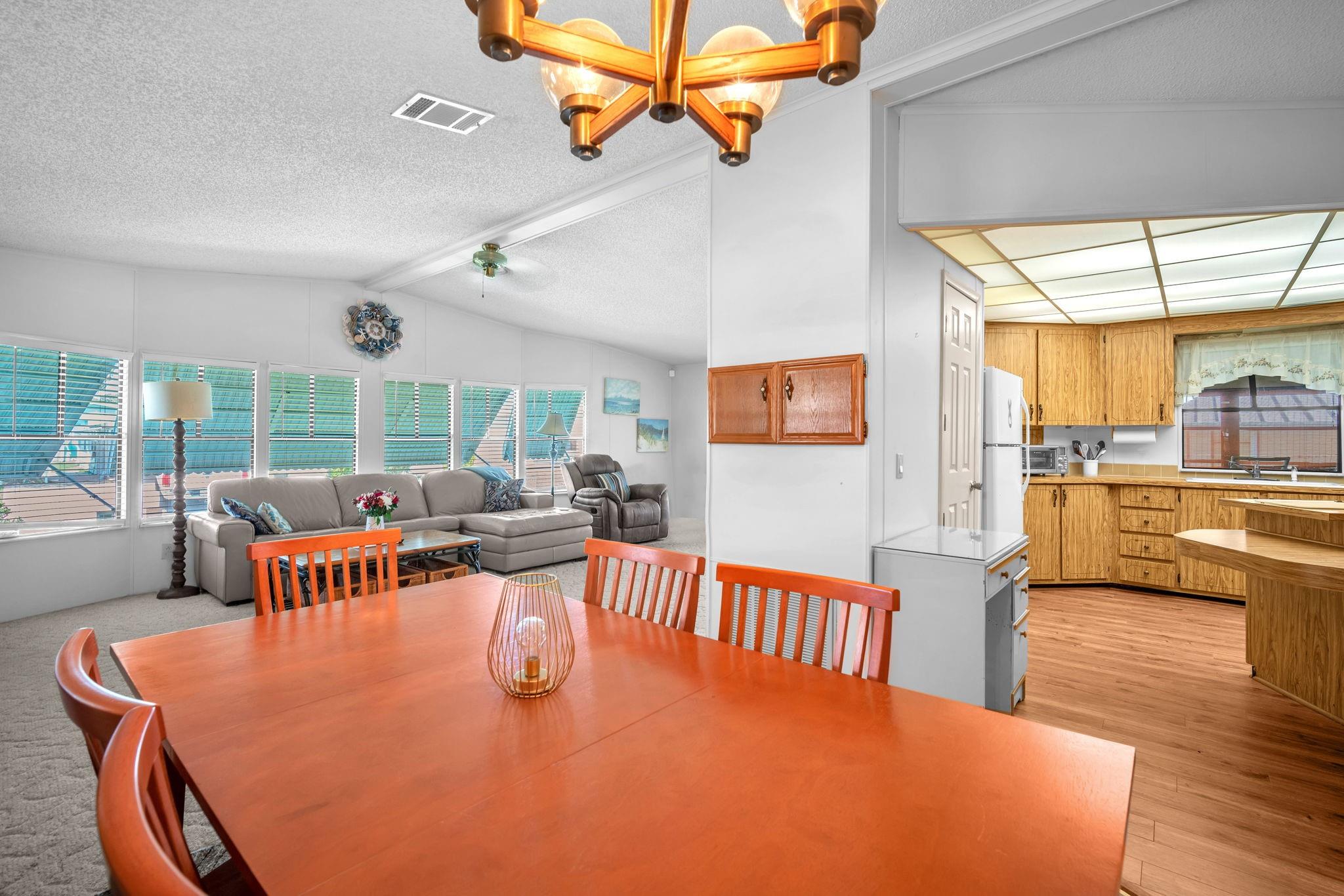 Pinelake Gardens & Estates - Residential