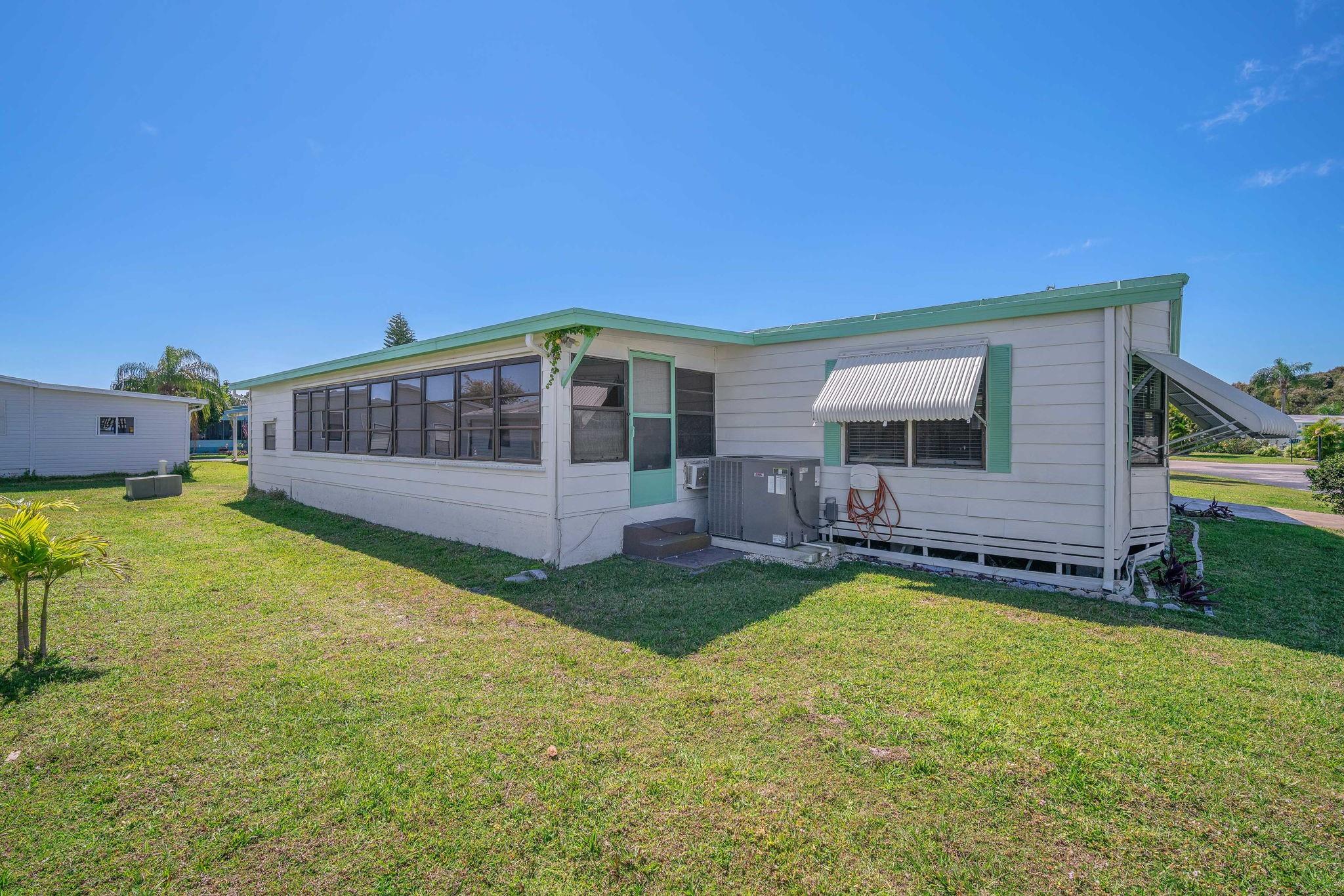 4676 SE Basswood Terrace