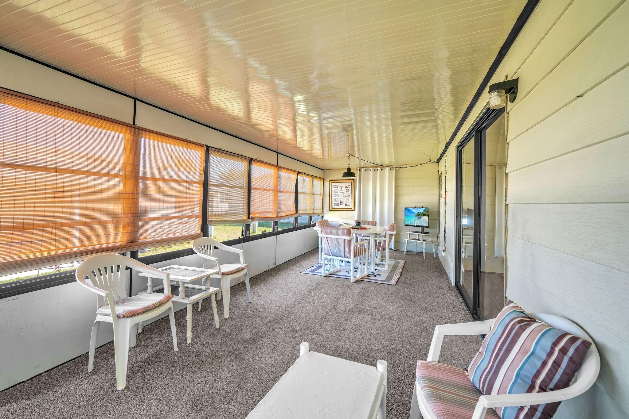 Pinelake Gardens & Estates - Residential