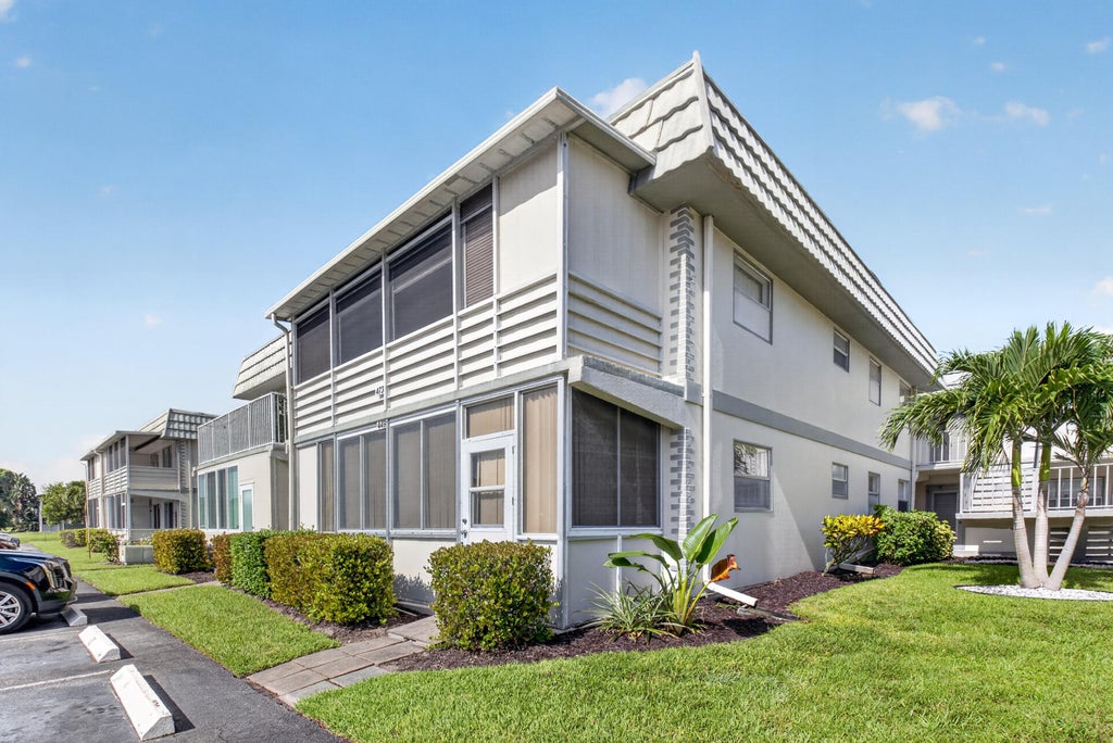 Photo of 449 MONACO J, Delray Beach, FL 33446 (MLS # B26054283)