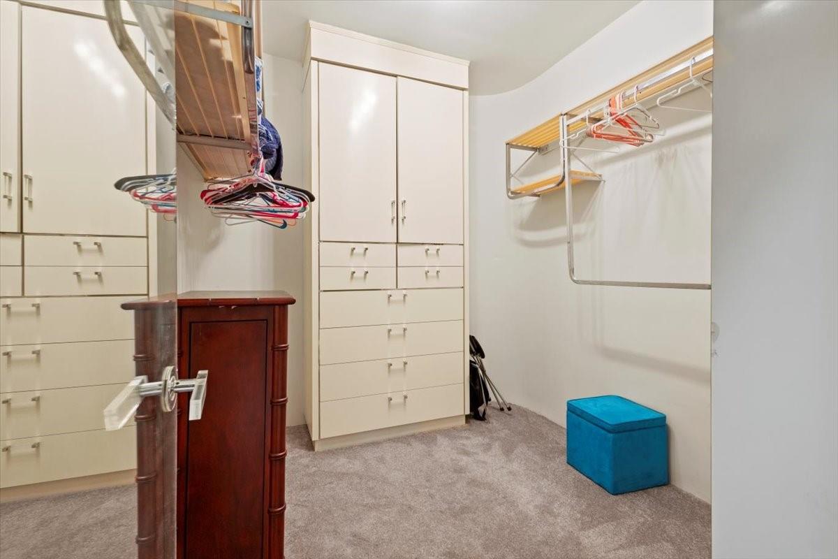 Woodlands Sec Four 66-25 - Residential