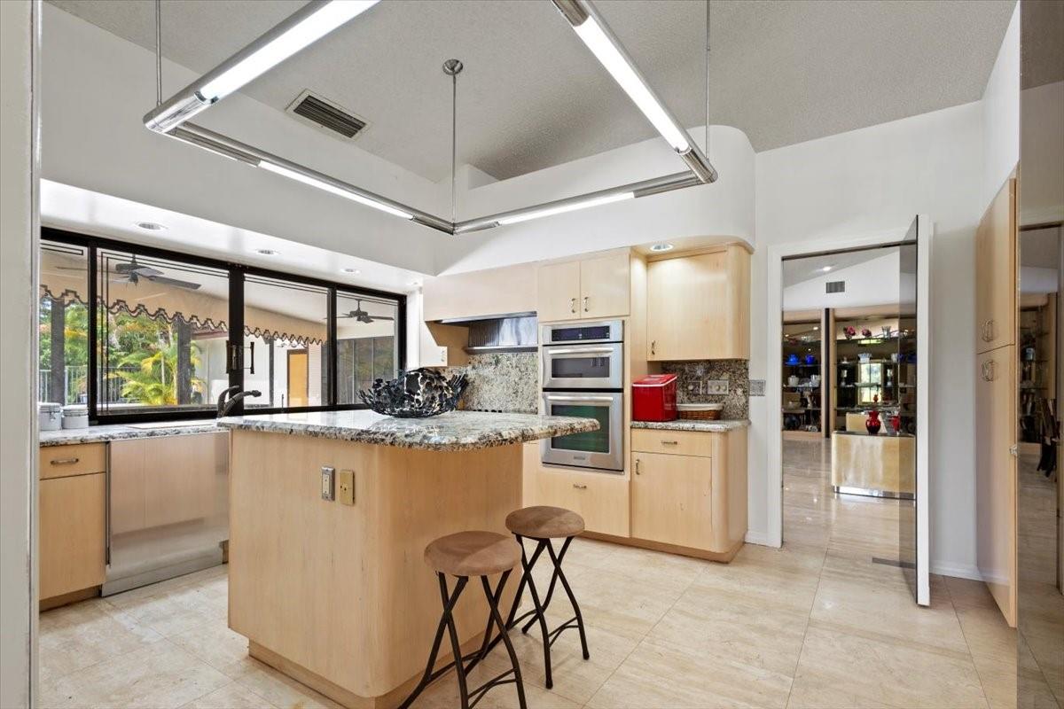 Woodlands Sec Four 66-25 - Residential