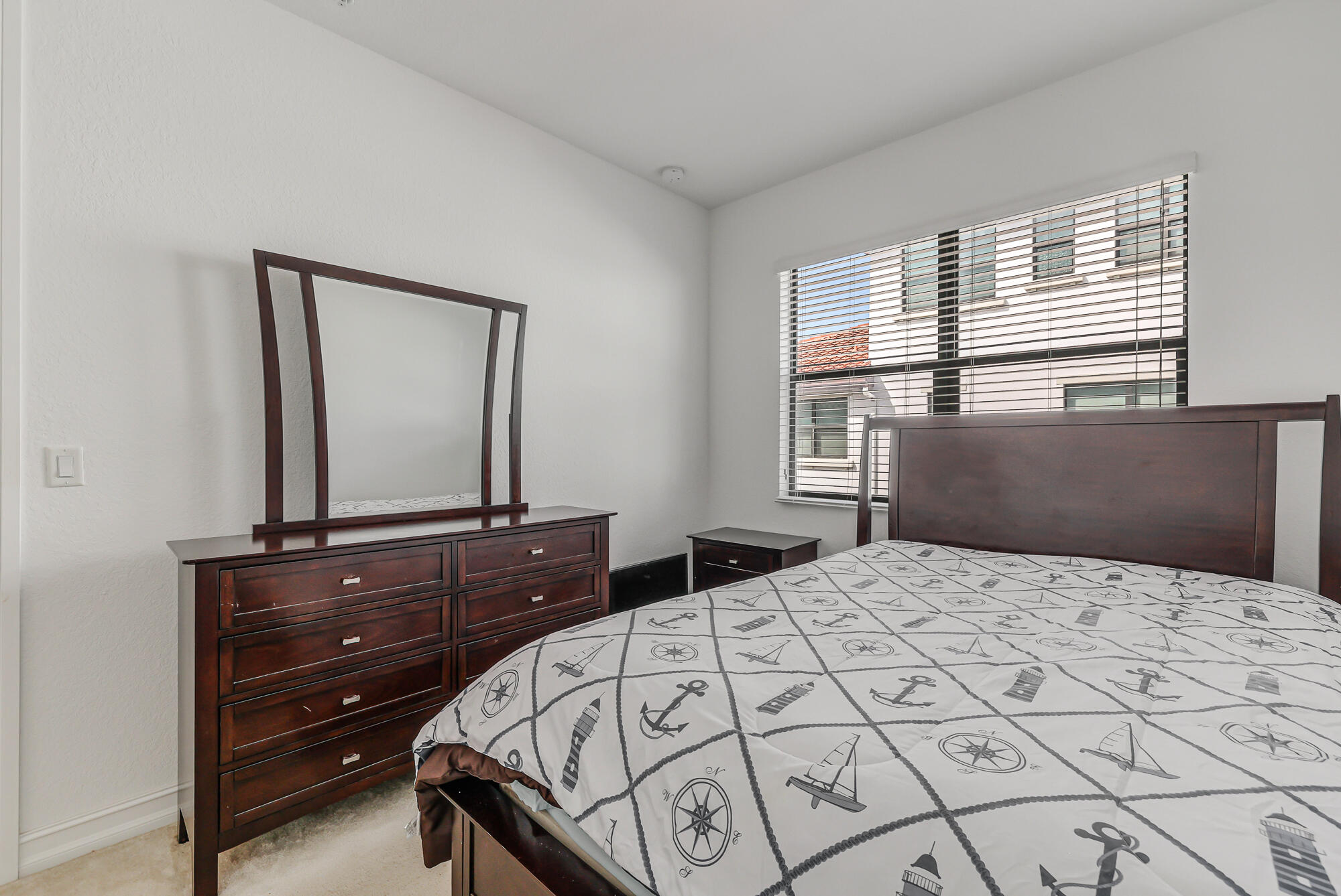 PEMBROKE LAKES SOUTH - Residential