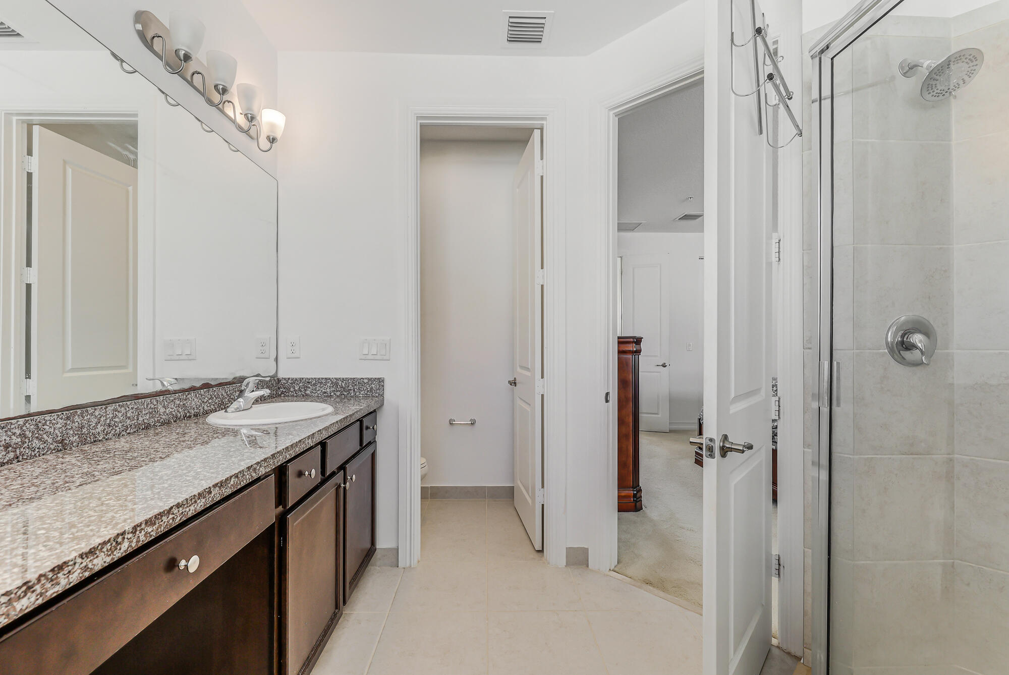 PEMBROKE LAKES SOUTH - Residential