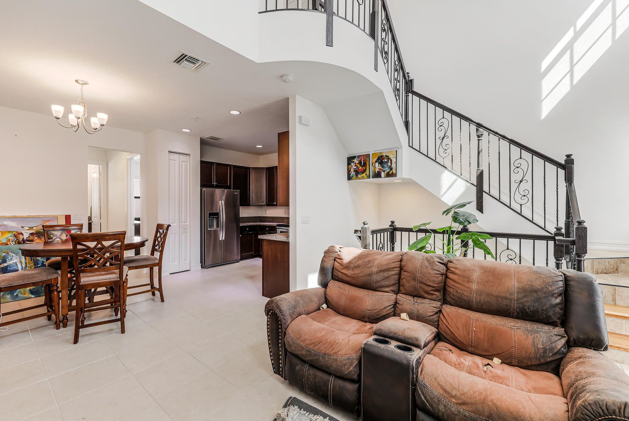 PEMBROKE LAKES SOUTH - Residential