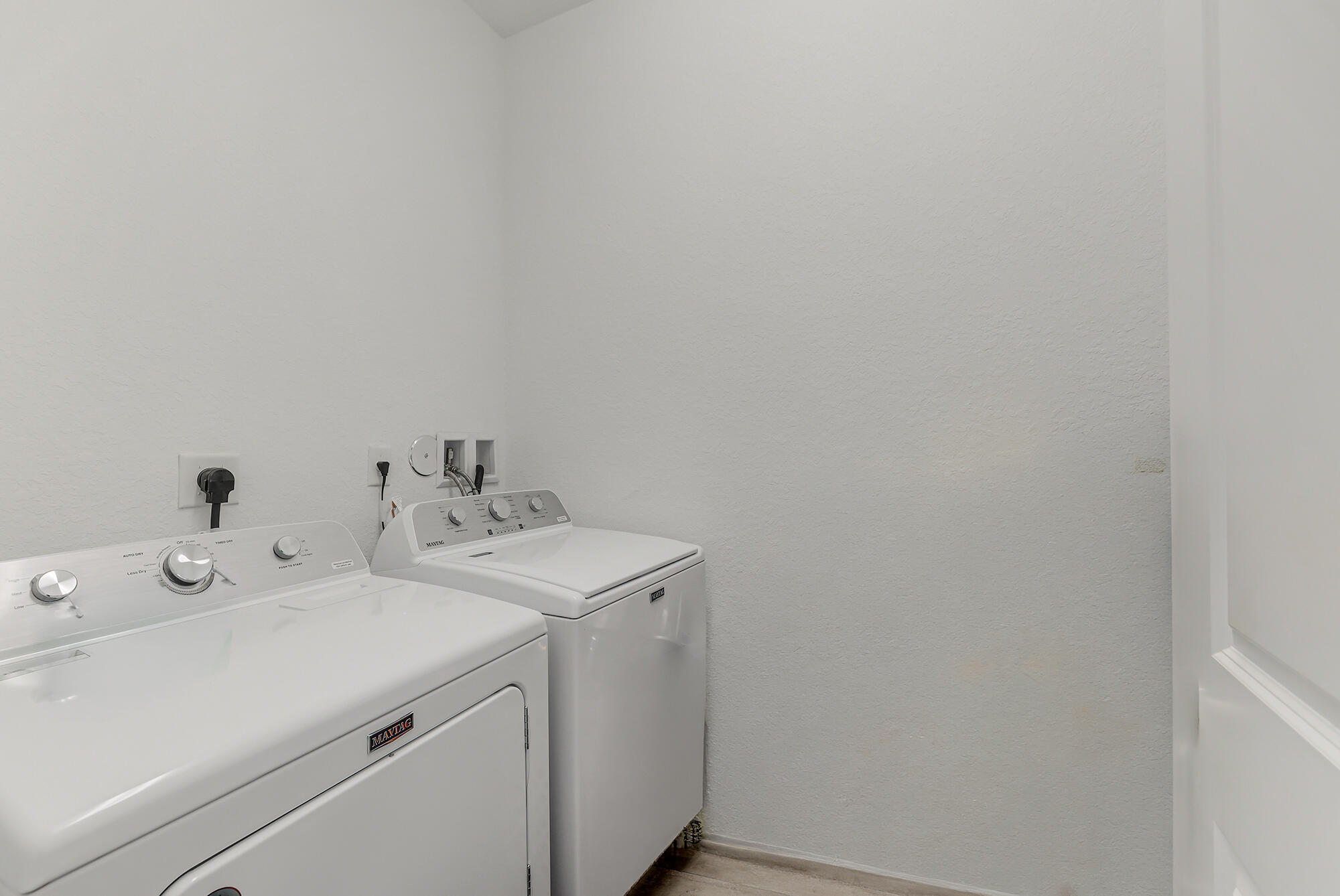 PEMBROKE LAKES SOUTH - Residential