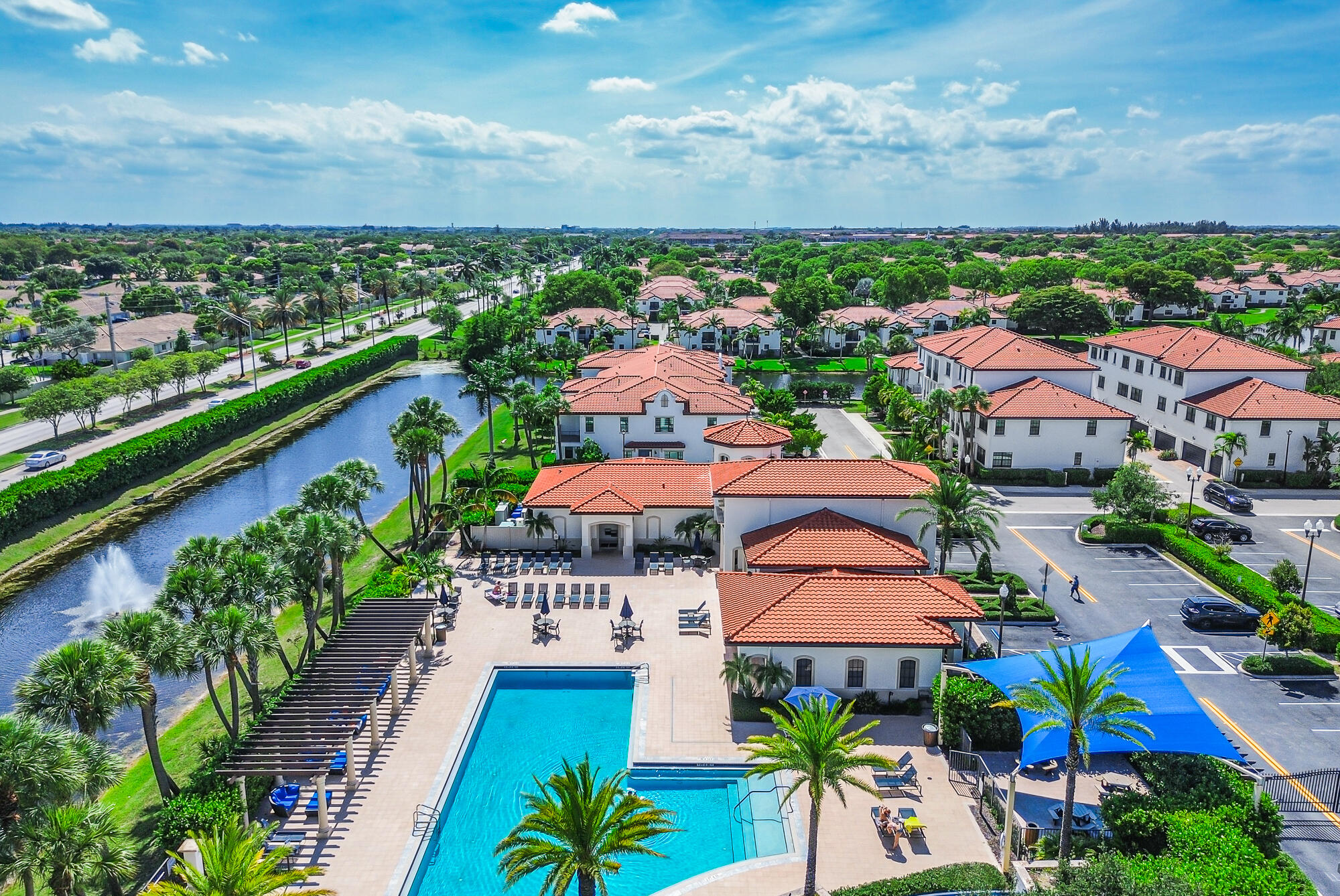 PEMBROKE LAKES SOUTH - Residential