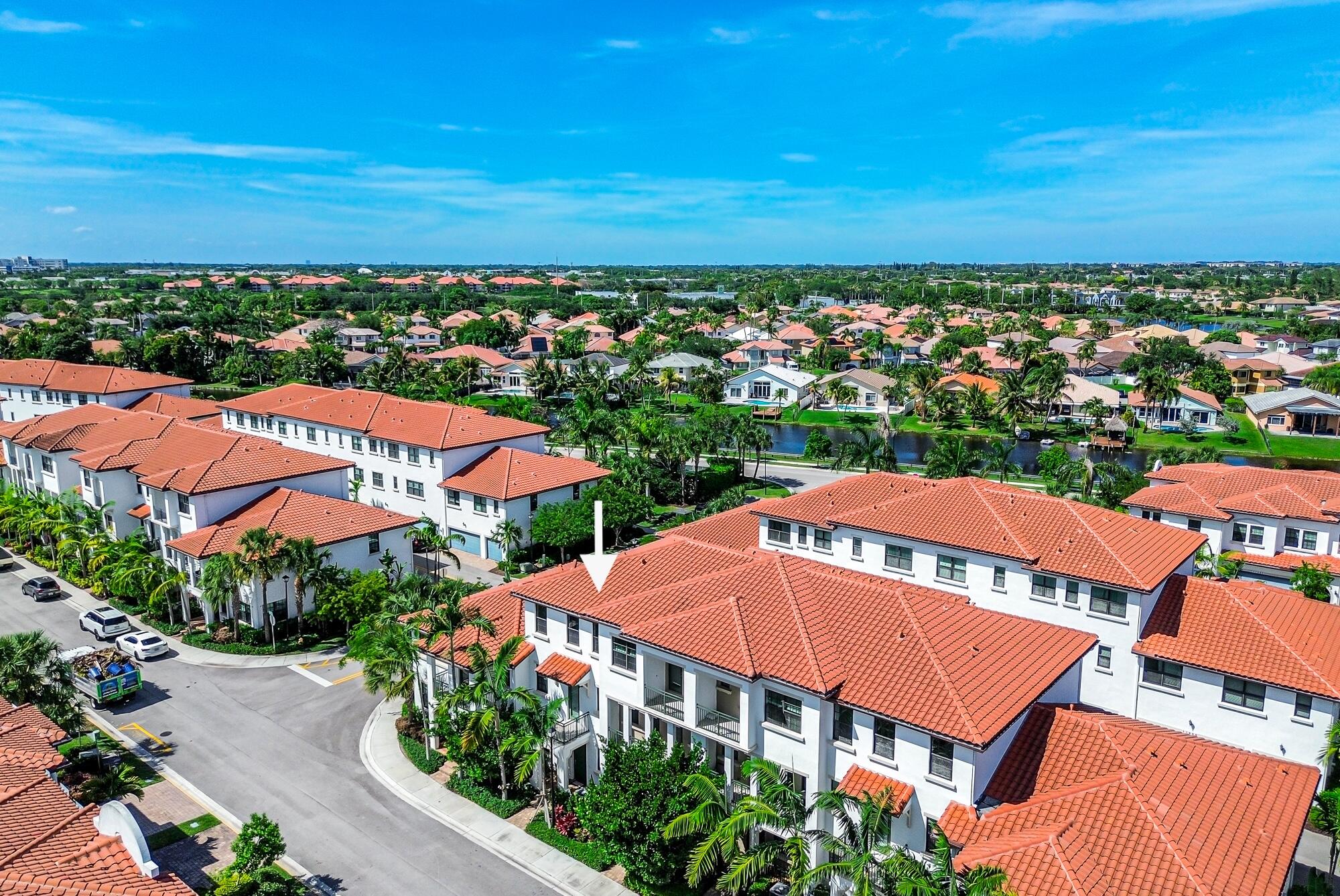 PEMBROKE LAKES SOUTH - Residential