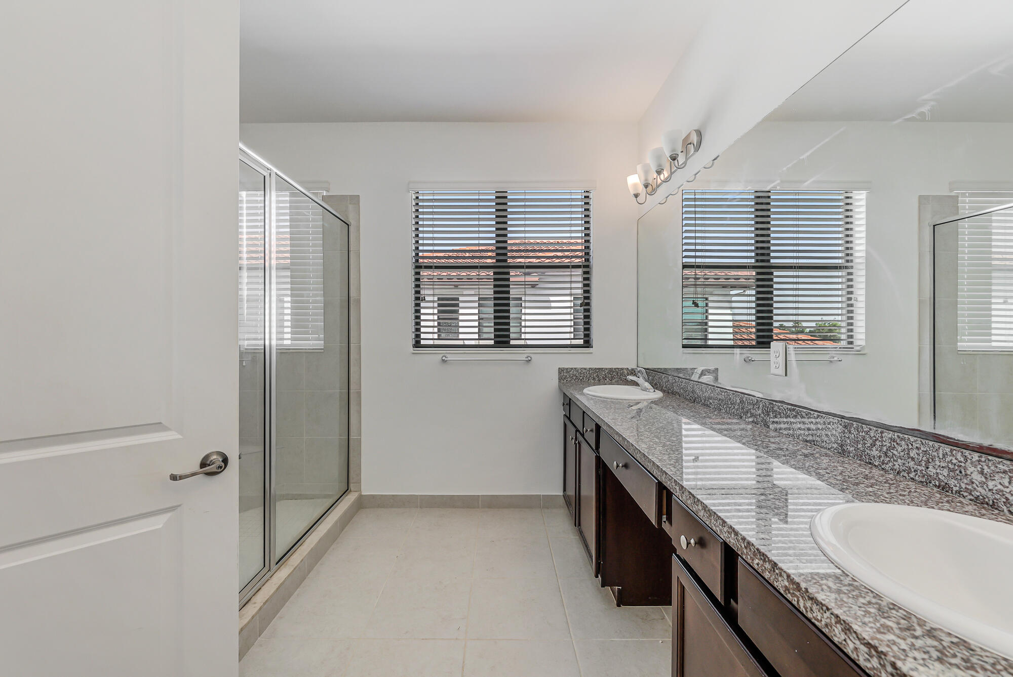 PEMBROKE LAKES SOUTH - Residential
