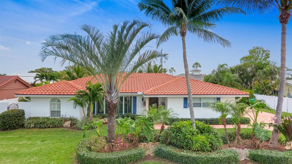 Photo of 1101 Bimini Lane, Singer Island, FL 33404 (MLS # R10707695)