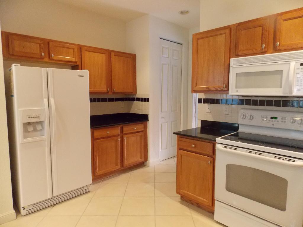 CITYSIDE CONDO - Residential Lease