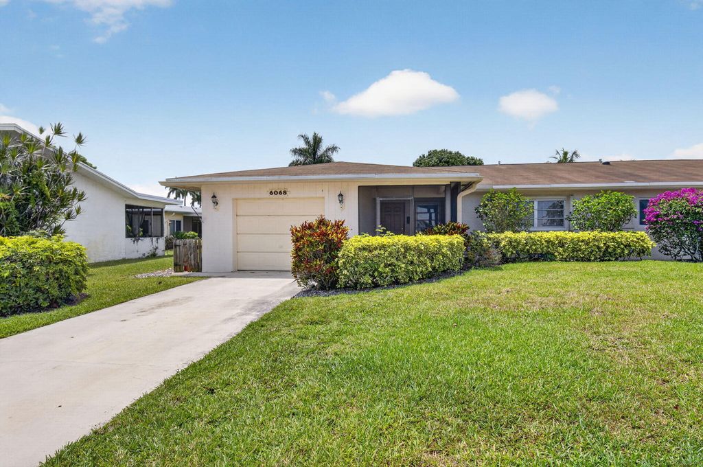 Photo of 6068 VÃ­a Diana, Delray Beach, FL 33484 (MLS # B26030823)