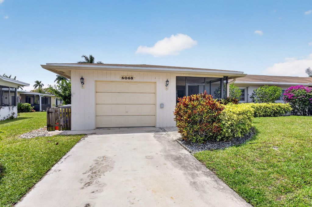 Photo of 6068 VÃ­a Diana, Delray Beach, FL 33484 (MLS # B26030823)