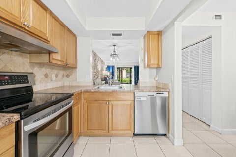 Tiny photo for 2257 SW 15th Street #183, Deerfield Beach, FL 33442 (MLS # B26025736)