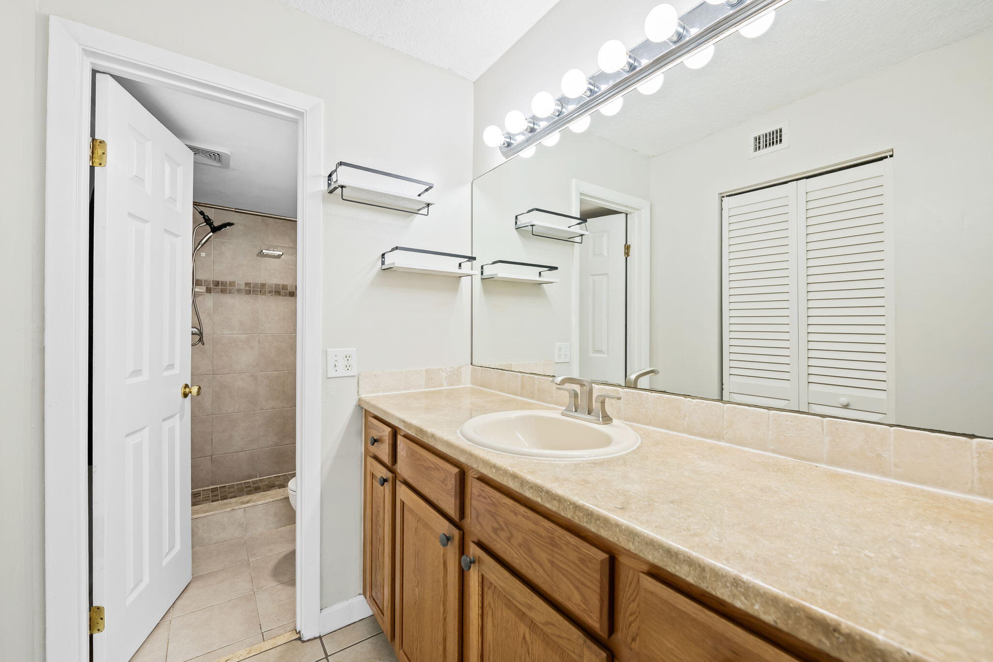 MEADOWRIDGE CONDO - Residential