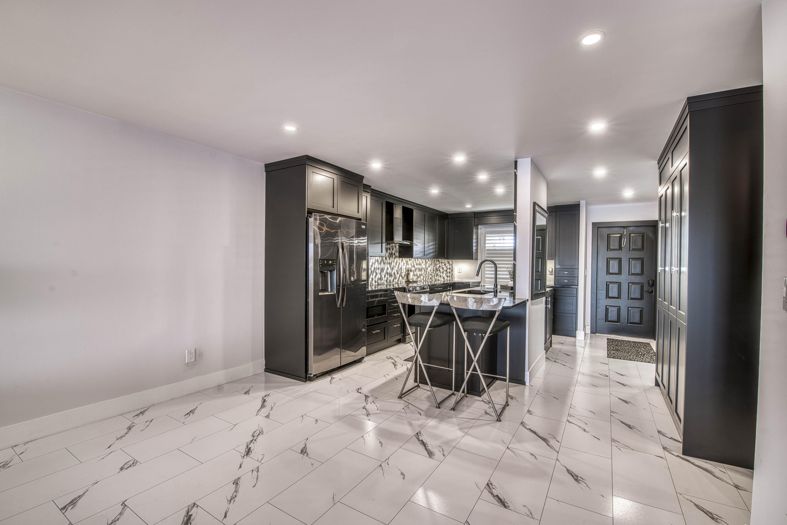 Northlake Condo - Residential