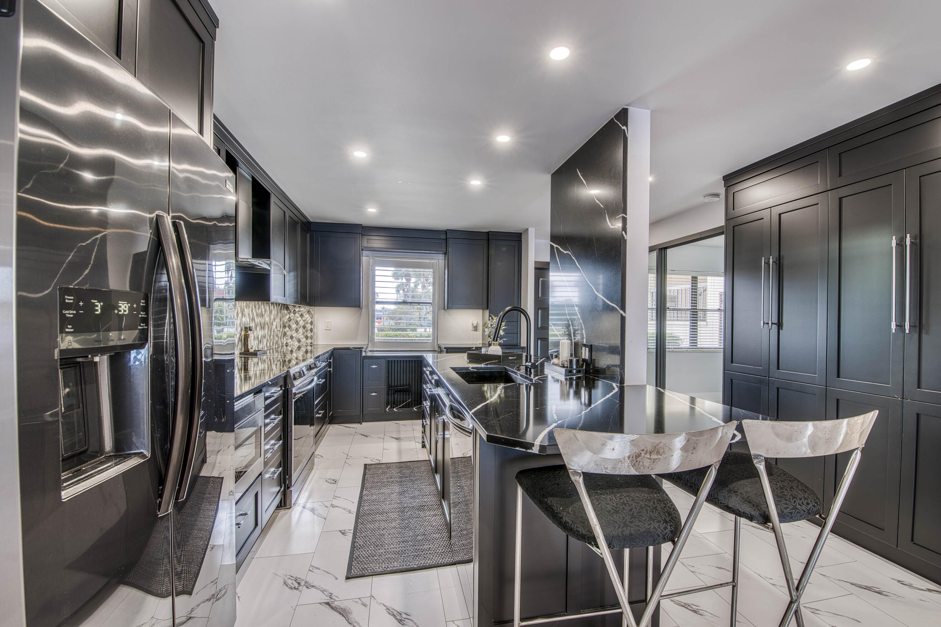 Northlake Condo - Residential