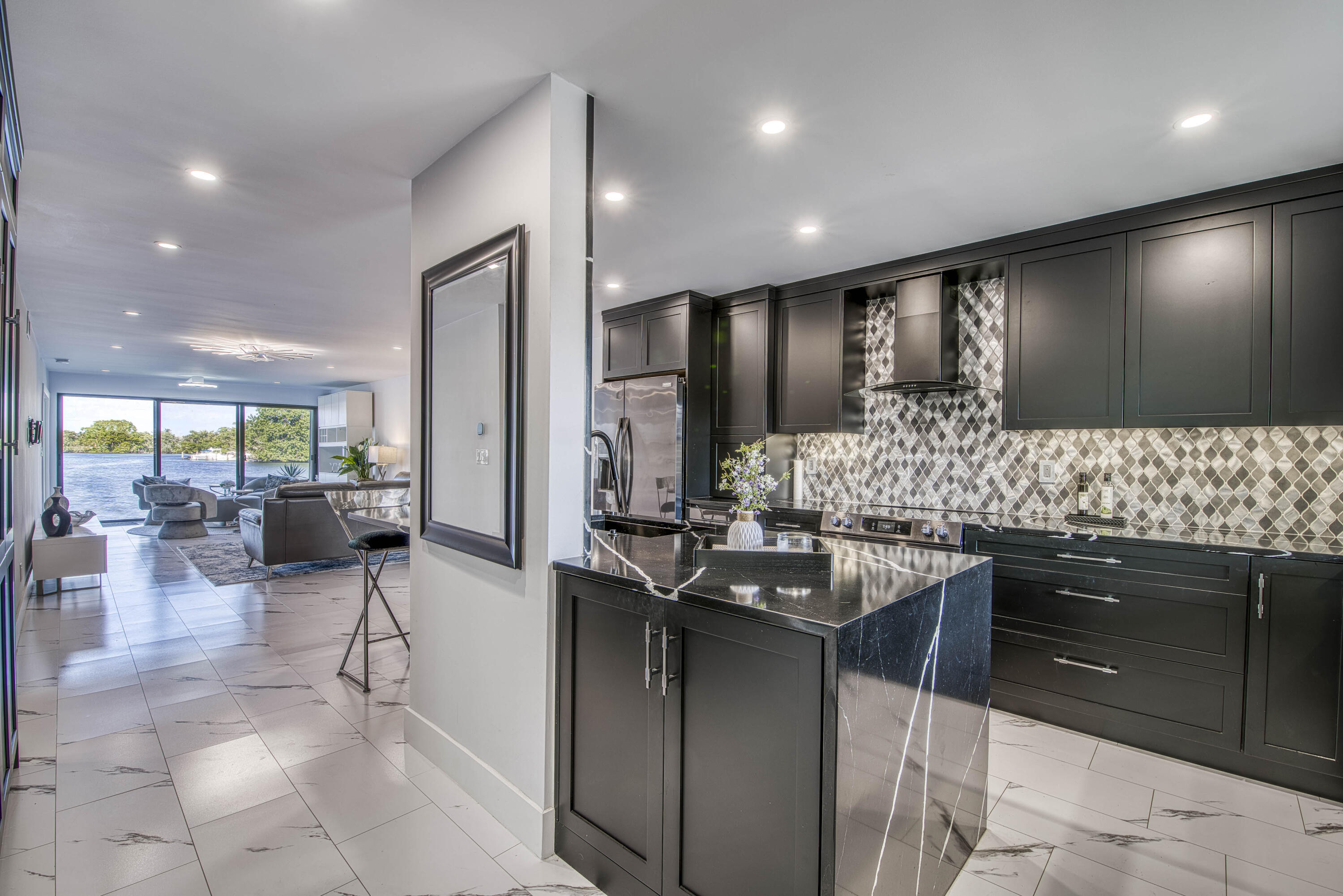 Northlake Condo - Residential