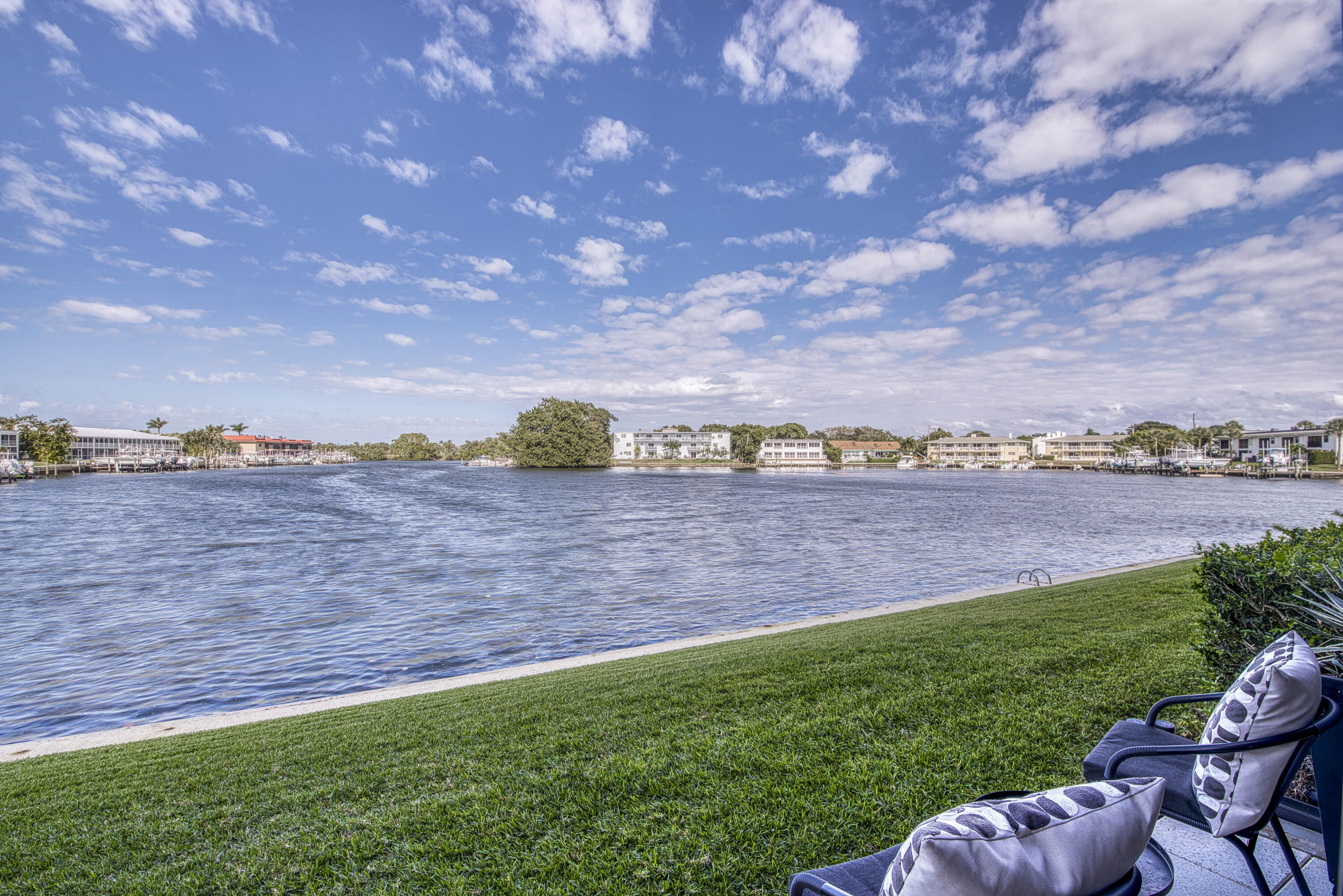 Northlake Condo - Residential