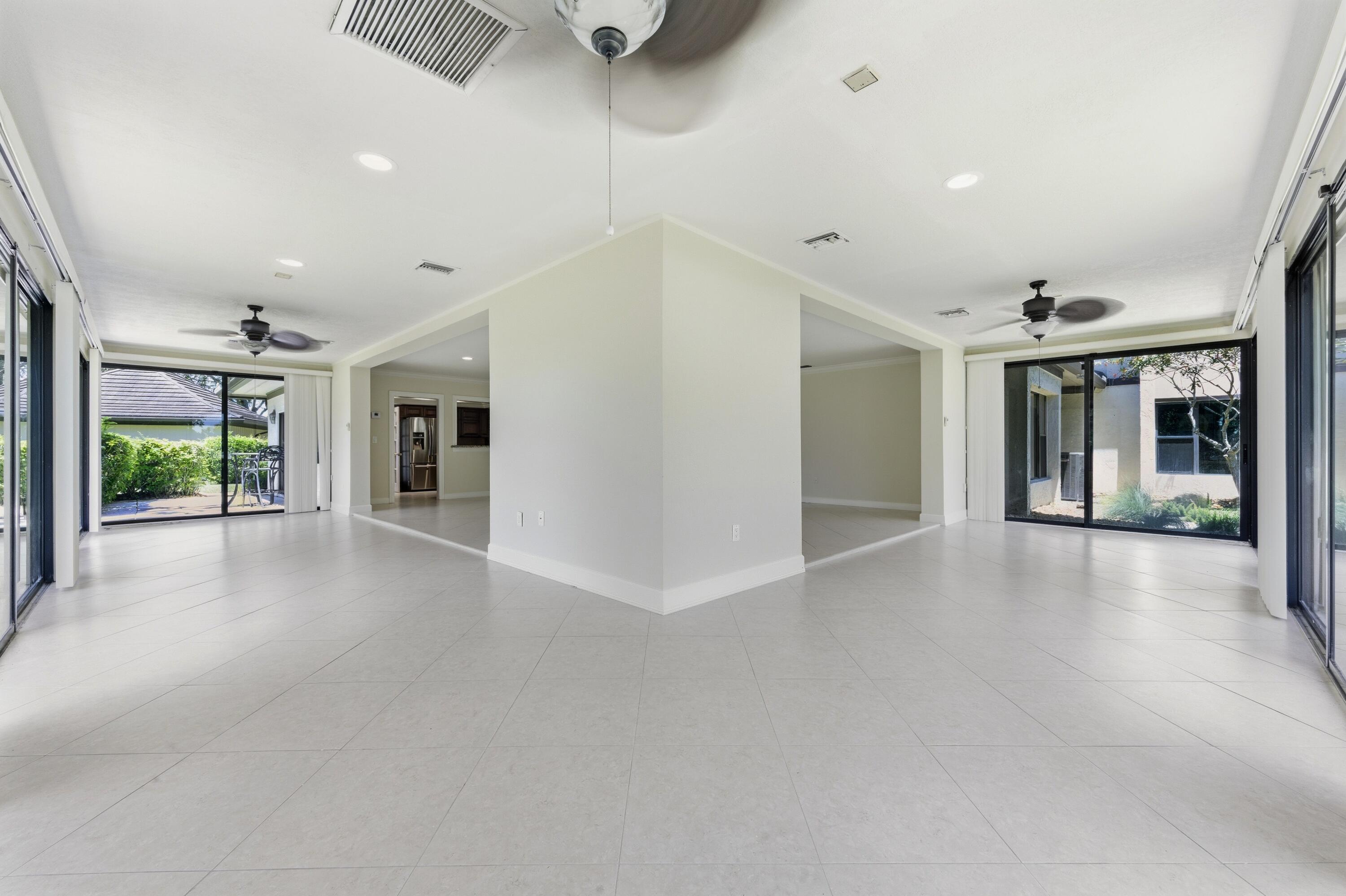 POLO ISLAND CONDO - Residential